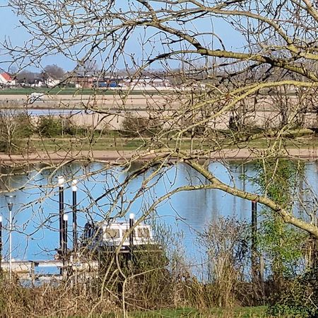 B&B Maaslandje Wijk en Aalburg Exteriör bild
